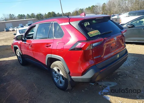 2019 Toyota Rav4 Xle from USA, damaged, VIN 2T3W1RFV1KW013322